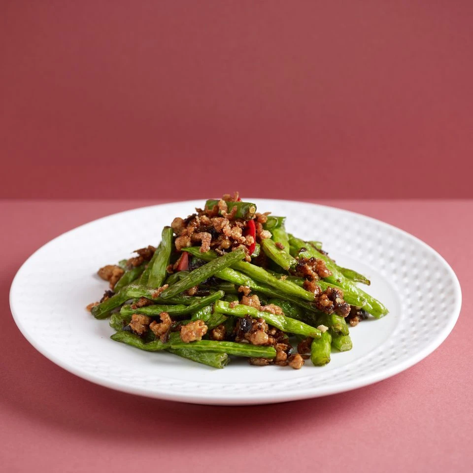 Stir-fried French Beans with Minced Pork & Preserved Olive Vegetables (Contains Prawn)