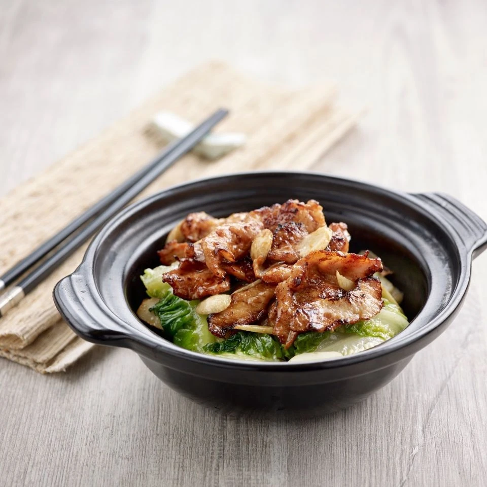 Wok-fried Tender Pork Collar with Lettuce in Claypot