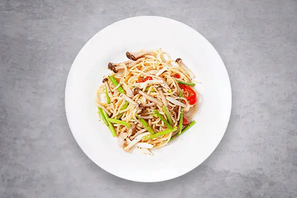 Shimeiji Mushroom & Asparagus Aglio Olio