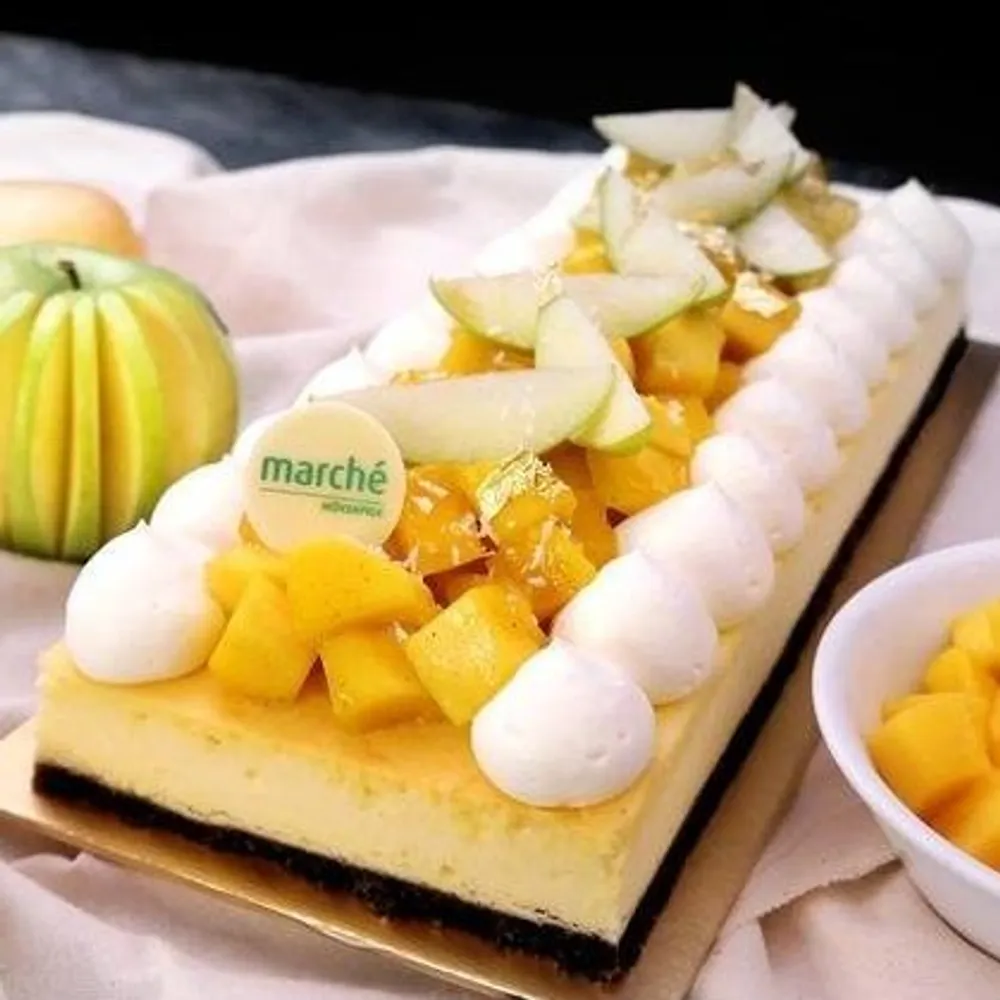 Mango Cheesecake - Whole