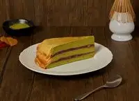 Matcha & Hokkaido Red Beans Mille Crepe