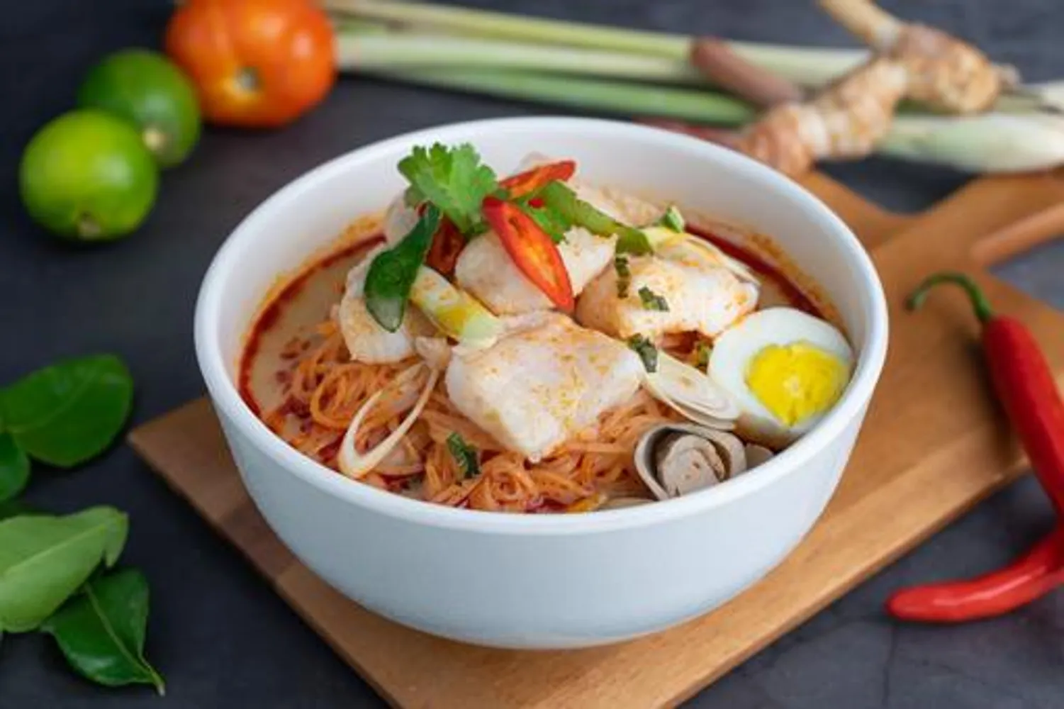 T4 Tom Yum Fish Slice