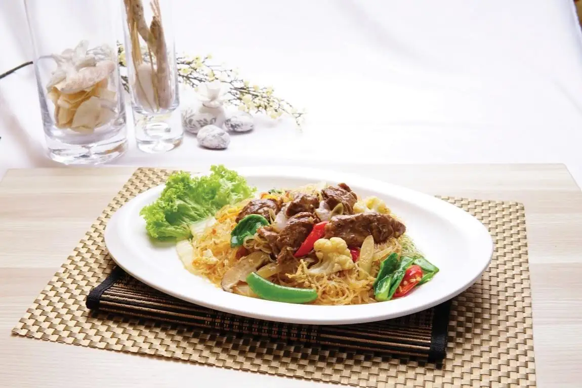 Fried Glass Noodle with Beef