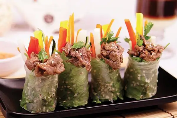 Summer Rolls with Beef (3 Rolls)