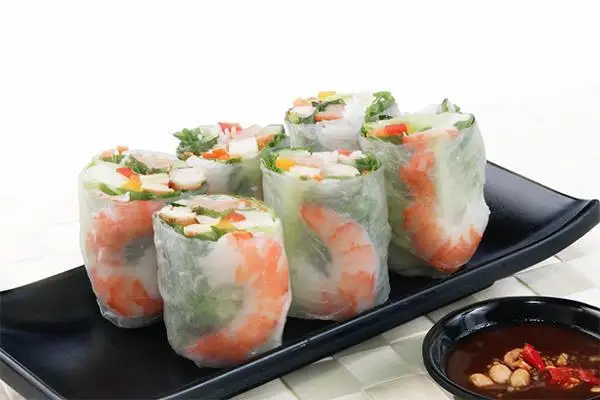 Summer Rolls with Prawns, Grilled Chicken & Chicken Ham (3 Rolls)