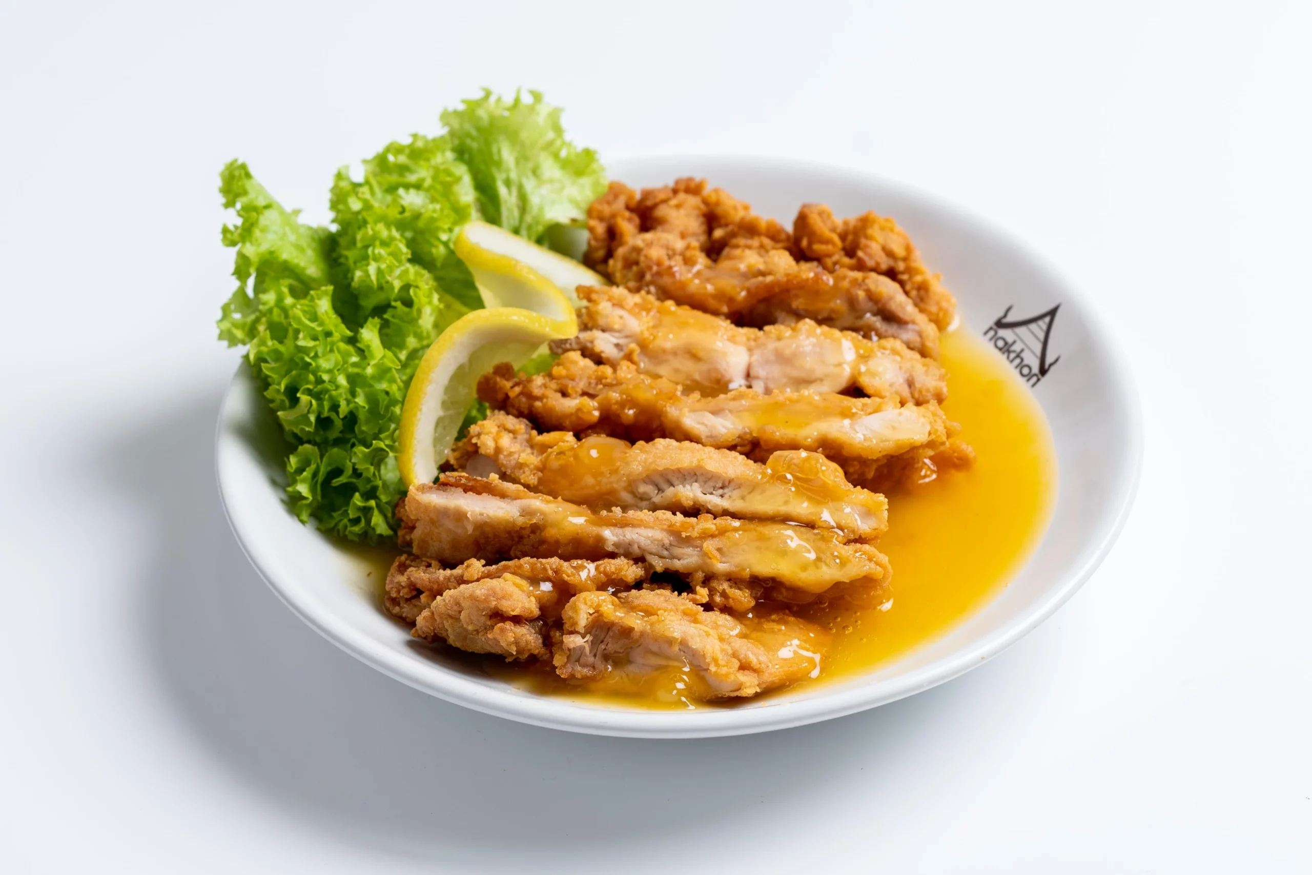 Crispy chicken with lemon sauce