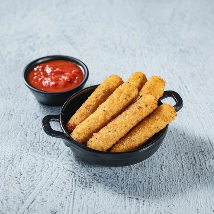 Cheese Sticks with Pomodoro Sauce (6pcs)