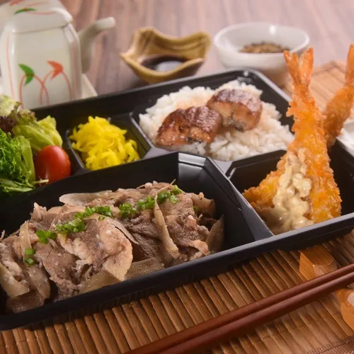 Standard Deluxe Bento